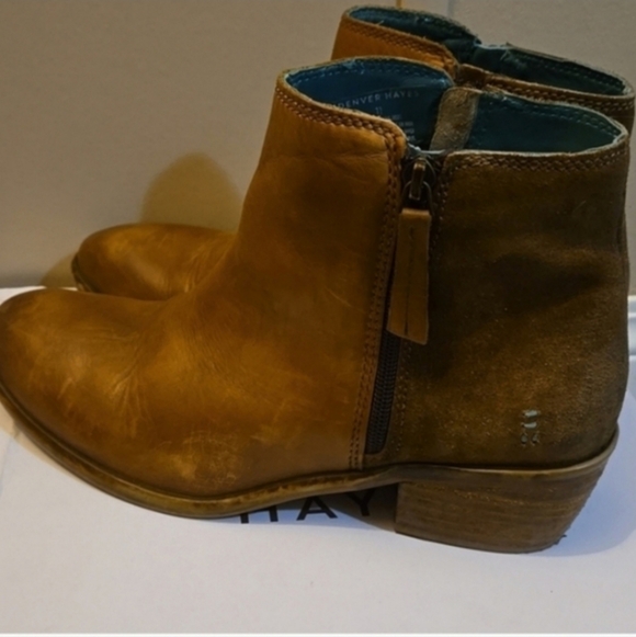 Womens Size 11 Genuine Leather Short Western Style Boot - Picture 9 of 9